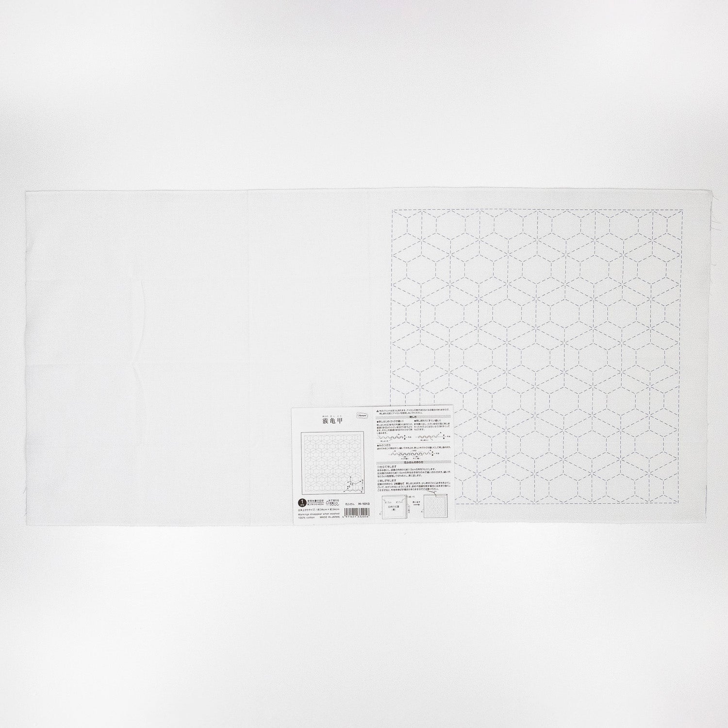 Sashiko Sampler H-1013 Arare-Kikkou (White)